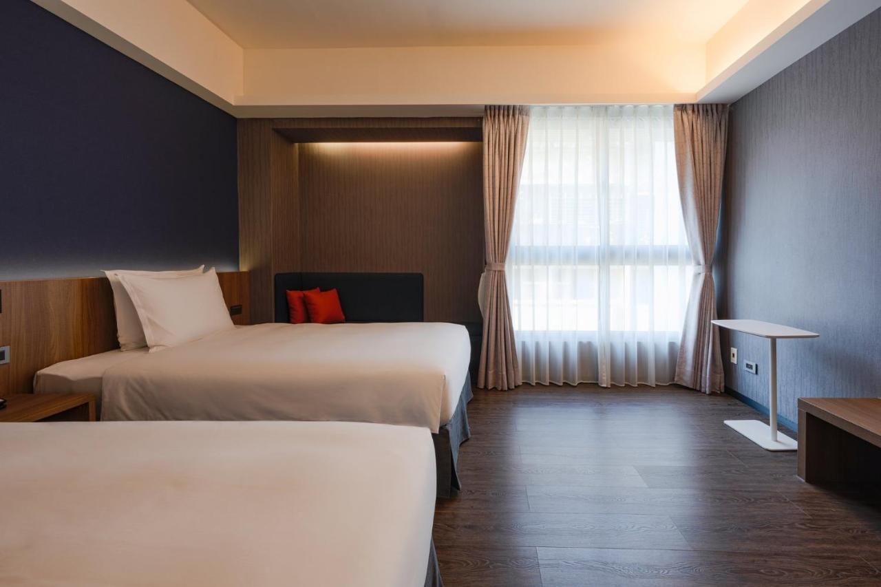 Holiday Inn Express Kaohsiung Love River By Ihg Экстерьер фото